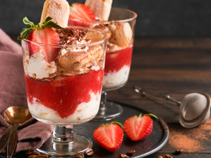 Erdbeer-Tiramisu im Glas